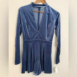 Socialite Midnight blue velvet romper V chest choker collar SZ SM